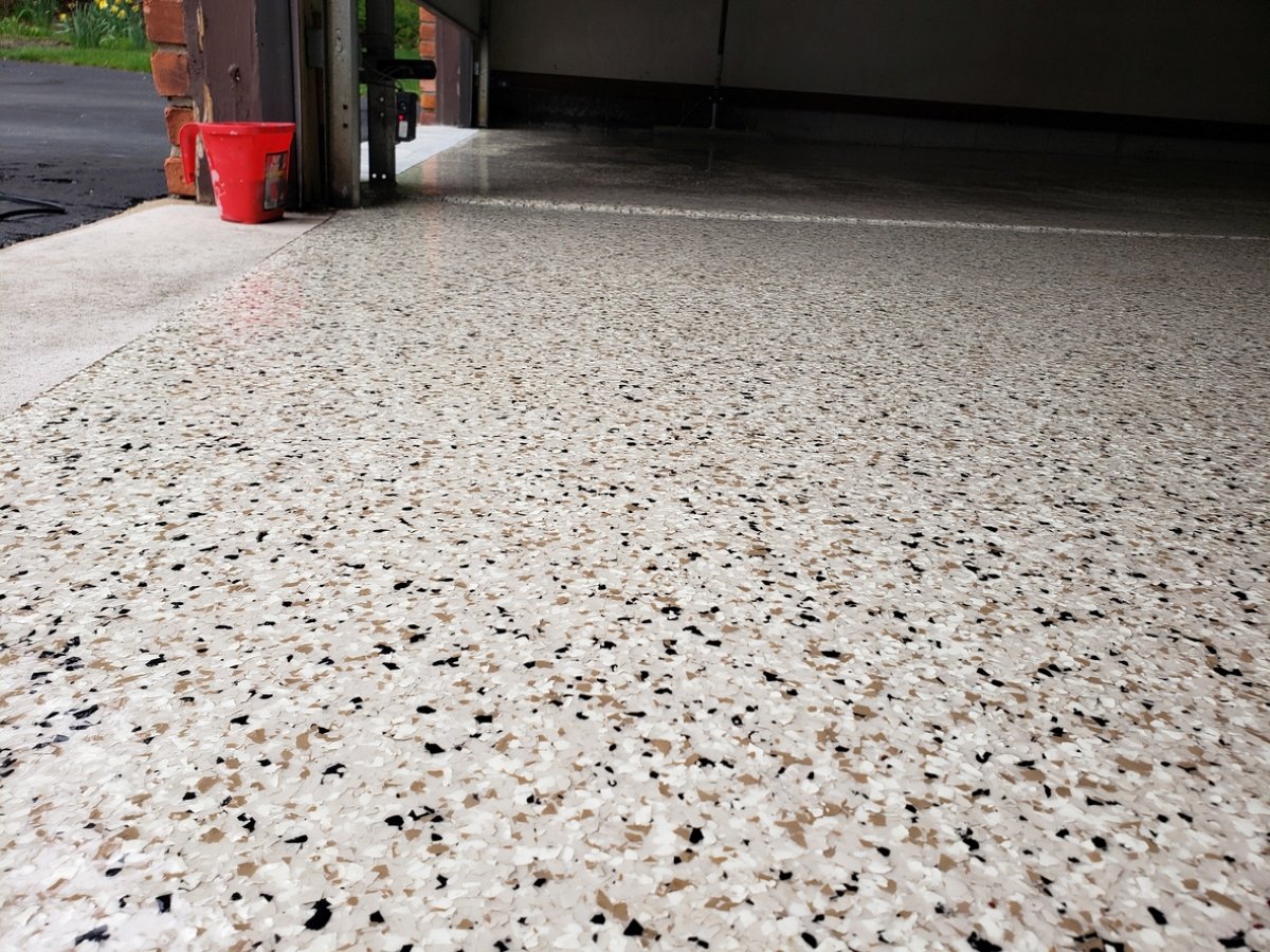 10 Garage Floor Options for Every Budget