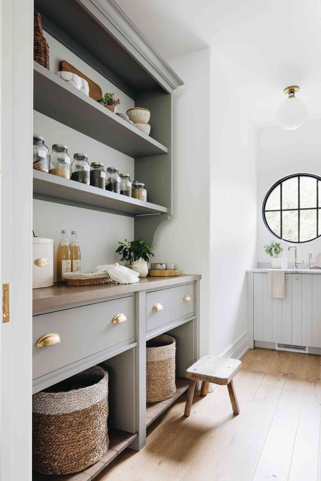 12 Ideas for Laundry Room Pantry Combo Rooms