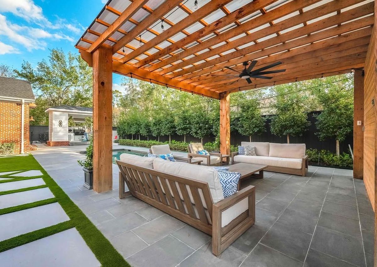 14 Backyard Pergola Ideas for 2026 Where Umbrellas Are No Longer Part of the Setup