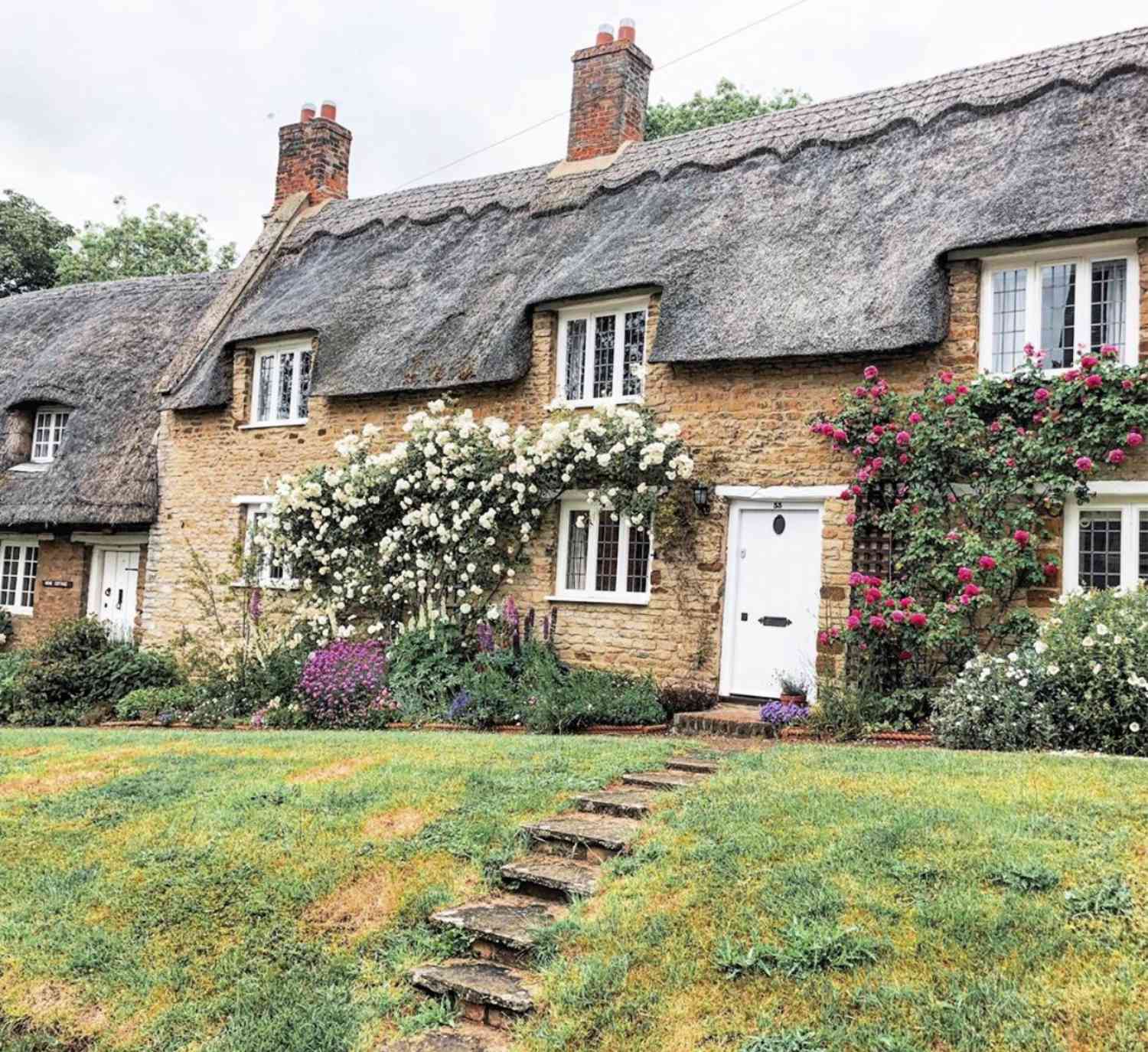 15 English Cottages That Will Make You Leave the City