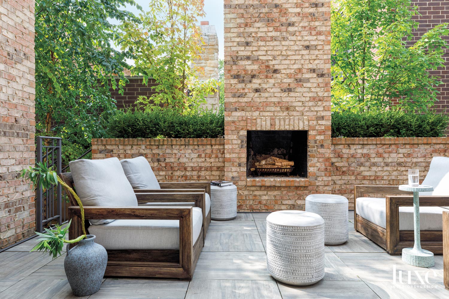 21 Outdoor Fireplace Design Ideas Perfect For Making S'mores | LUXE Interiors + Design