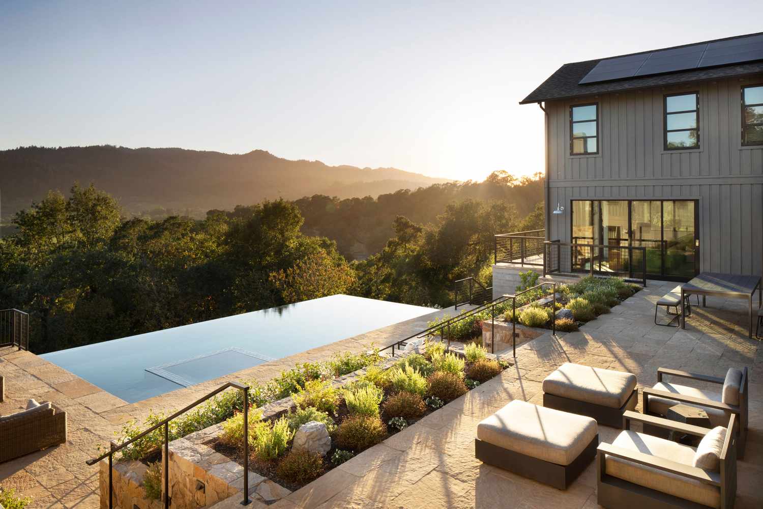 25 Pool Design Ideas that Make a Splash