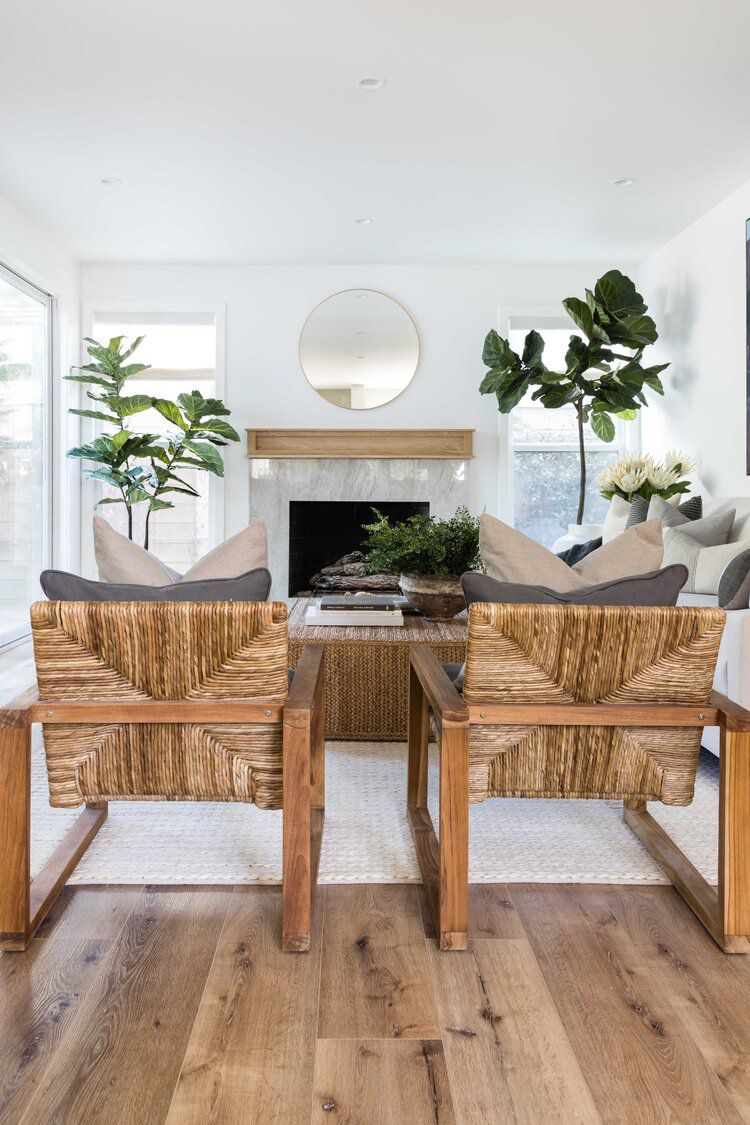 30 Ways to Style Large Round Mirrors