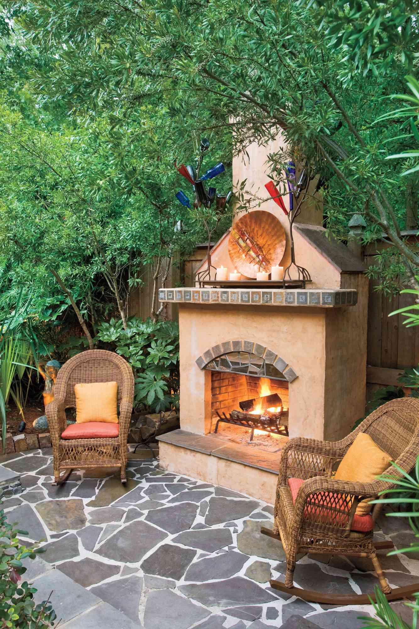 32 Outdoor Fireplace Ideas For A Glowing Retreat