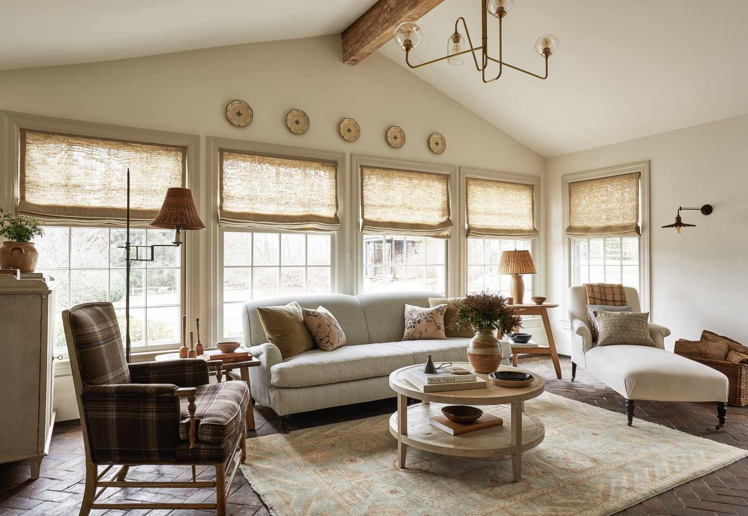 5 Rectangle Living Room Layout Ideas to Make the Most of Your Space