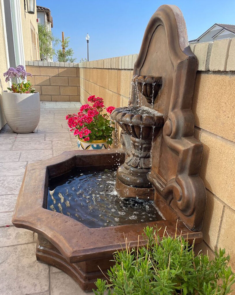 7 Water Feature Ideas for Your Backyard Oasis - Yelp