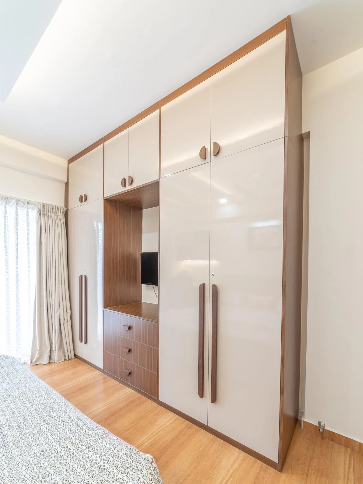 Asense | Inspired Walk-in Closets Designs to Elevate Your Personal Space