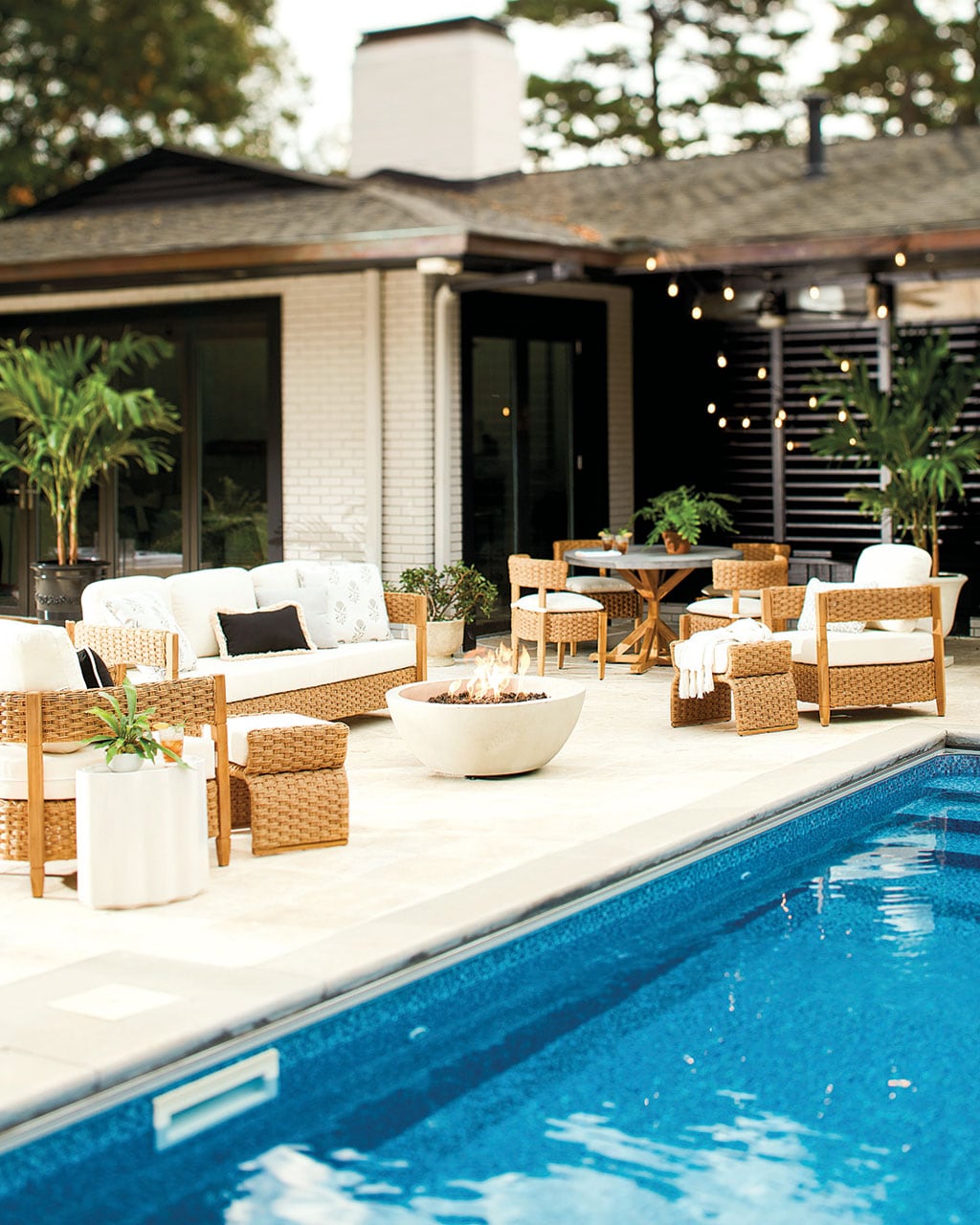Backyard Pool Ideas | Best Tips for a New Pool How to Decorate