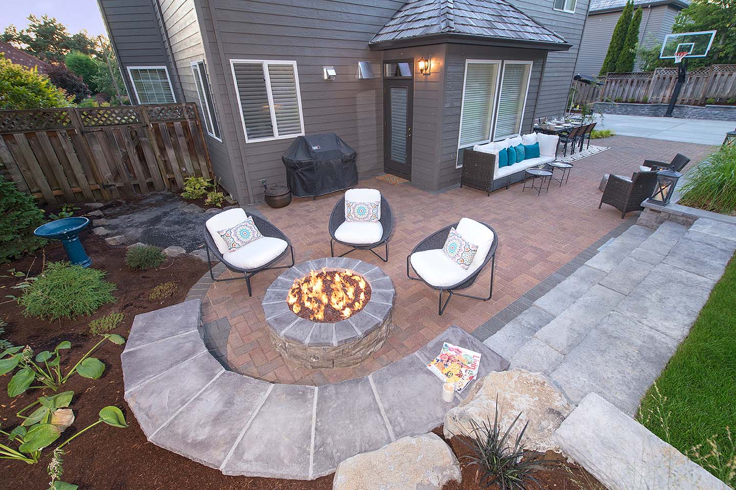 BEAVERTON, OREGON - Premier Backyard Living