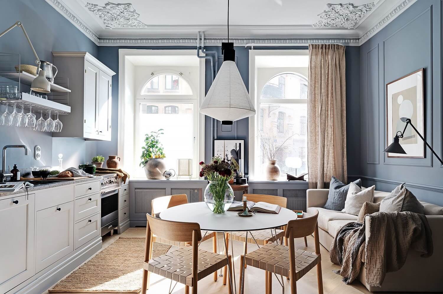 Best Ways To Achieve a Scandinavian Studio Apartment Interior