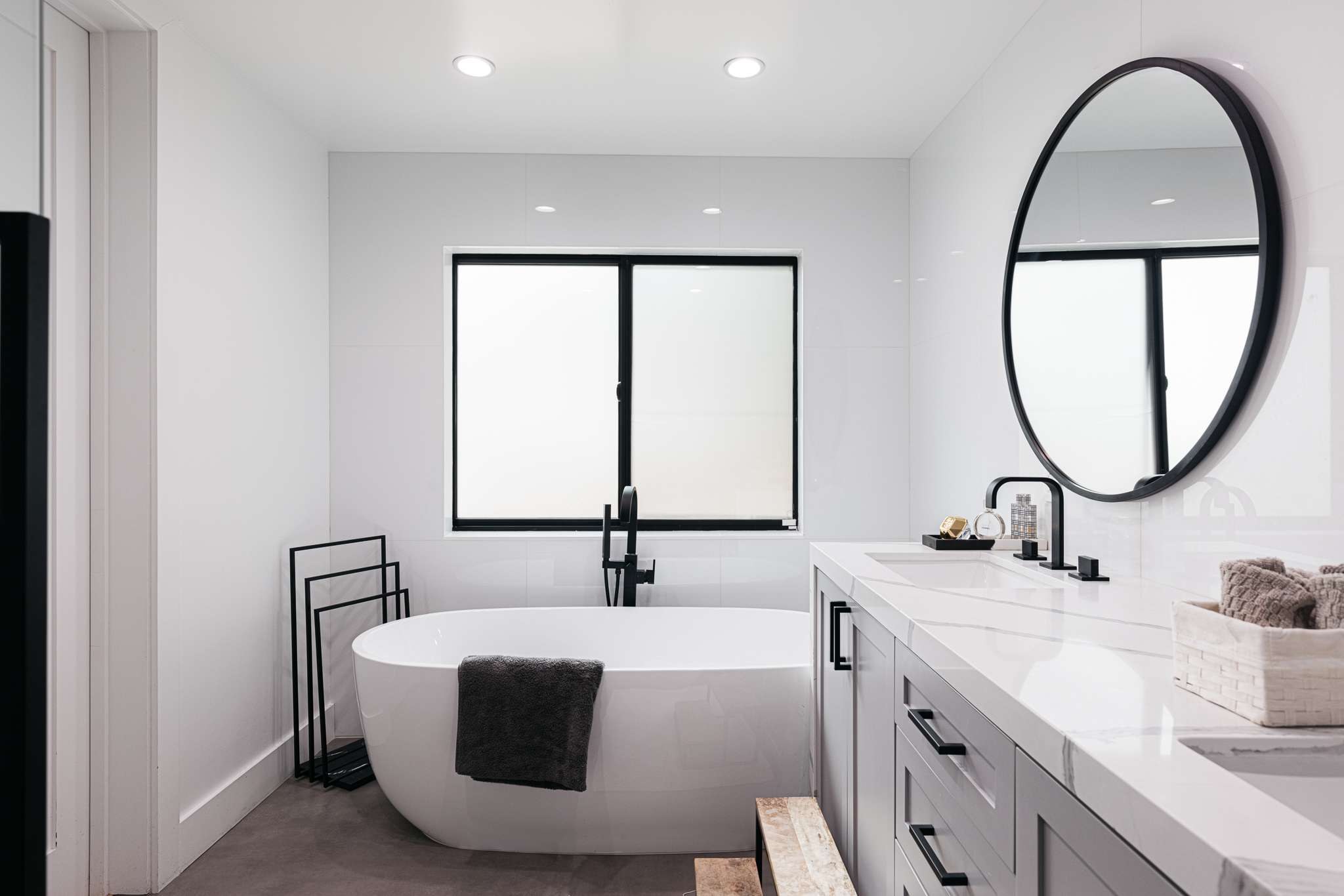 Concrete Bathroom Flooring Review: Pros and Cons