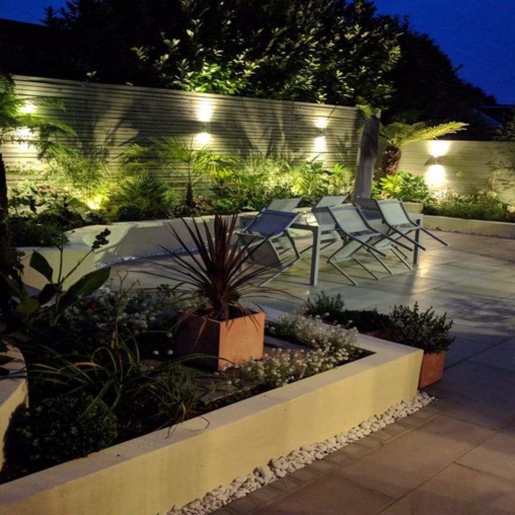 Designing Tropical Themed Gardens – SilverBirch Gardens