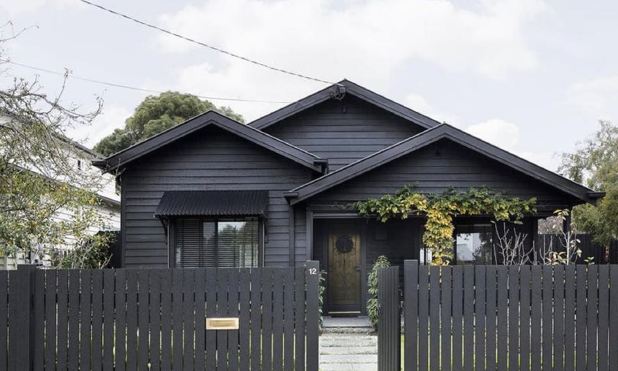 Don't Like - Black Houses - by David Azrael