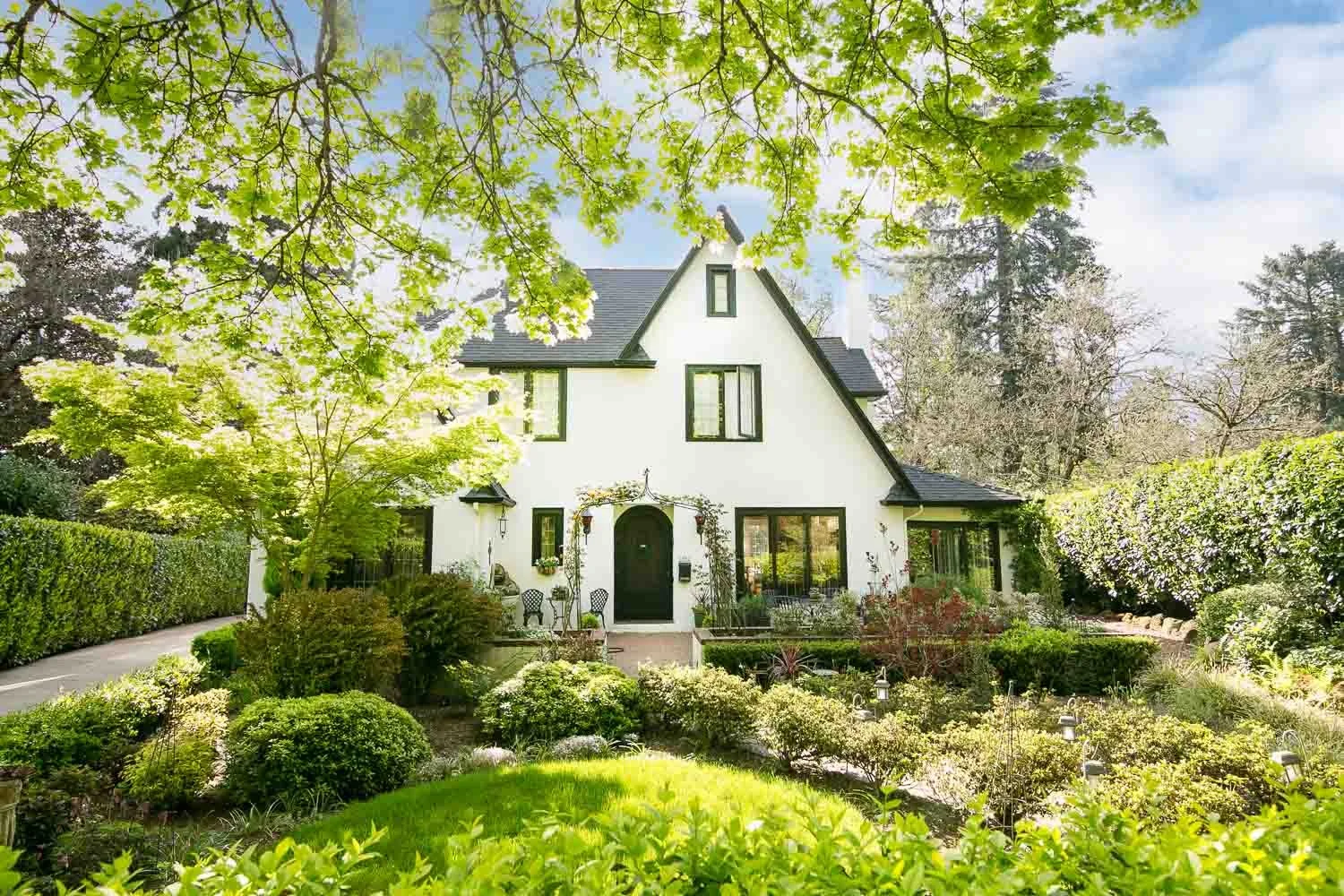 English Cottage Style Homes for Sale in Portland, Oregon