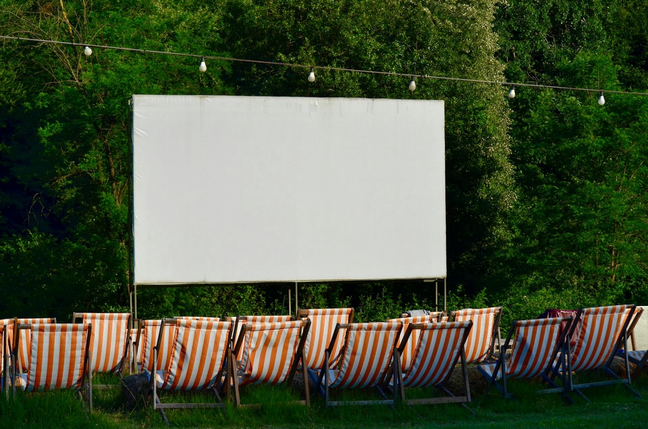 Fun Movie Night Ideas at Home for Your Family | EcoFlow US