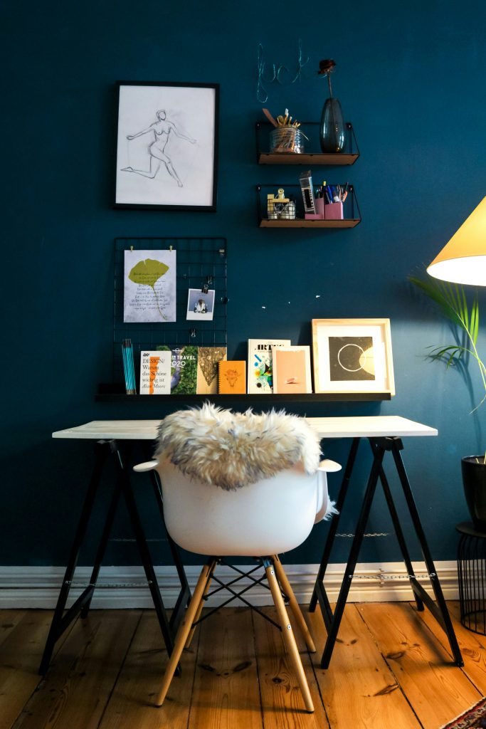 Functional Essentials of an Aesthetic + Minimal Cozy Desk Setup when you are WFH: Part 1 - The Desk • Save. Spend. Splurge.