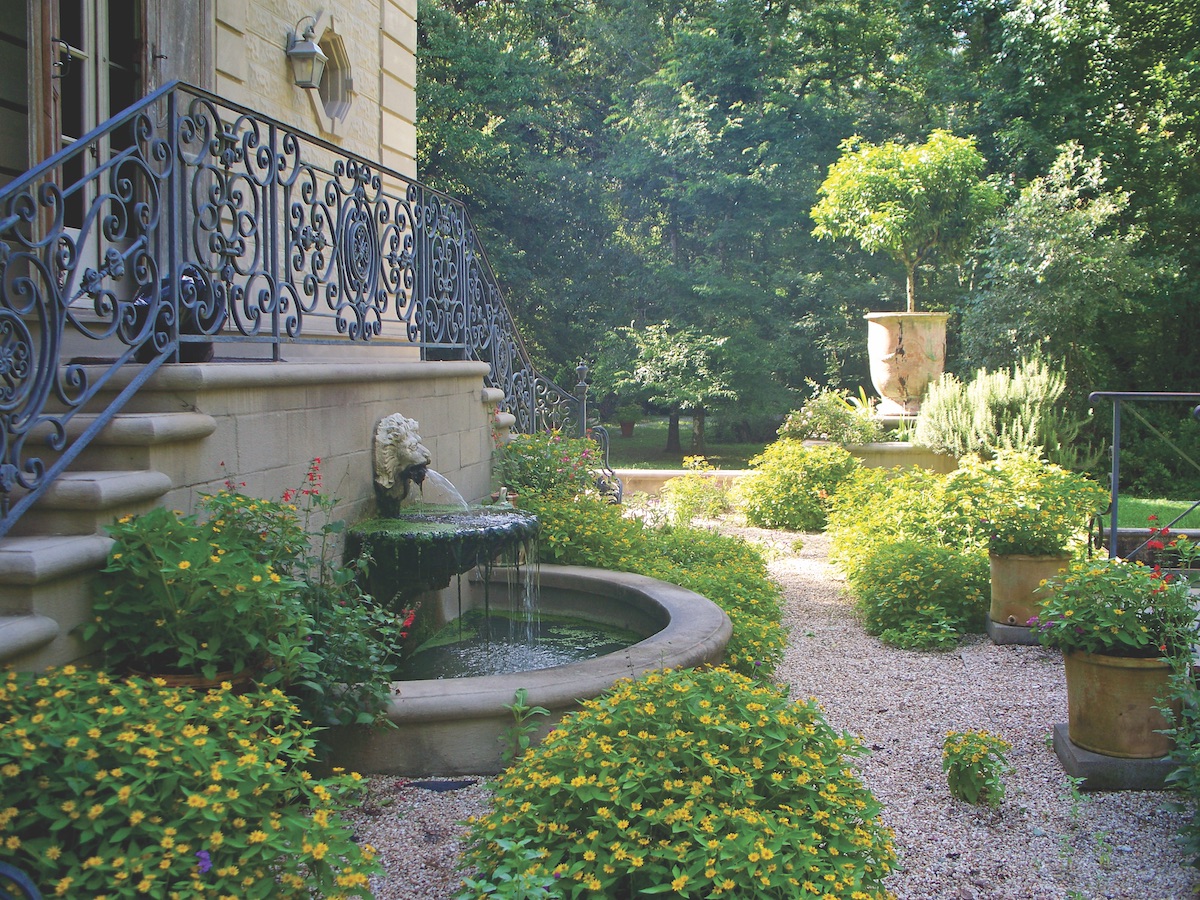 Garden Water Features - Flower Magazine