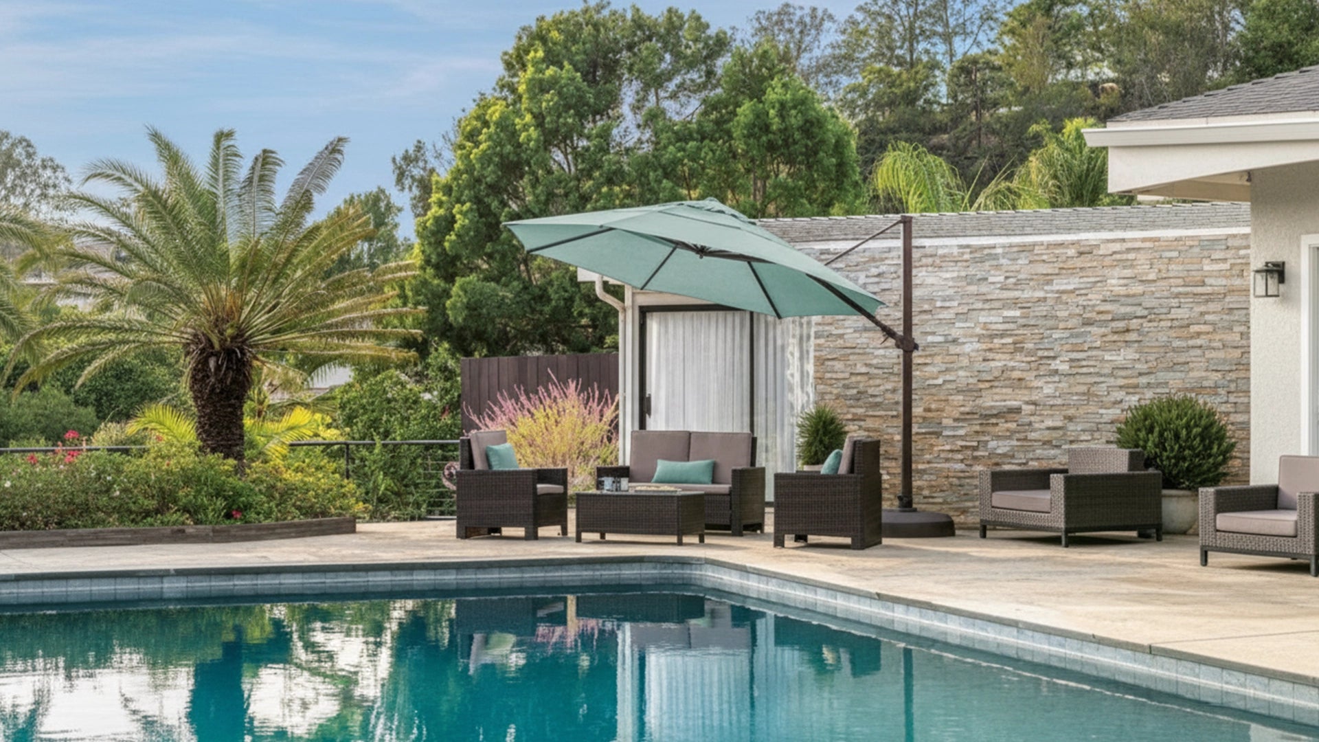 How to Decorate a Poolside Patio for Maximum Fun