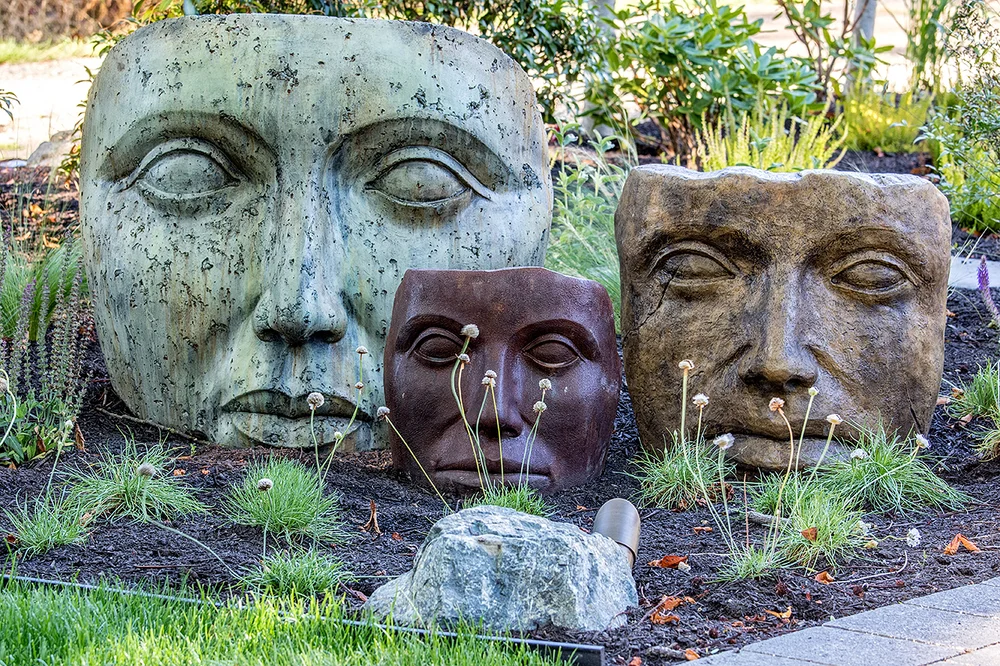 Innovative Contemporary Garden Design with Water Features & Unique Art | Mustang Landscape — Mustang Landscape & Design