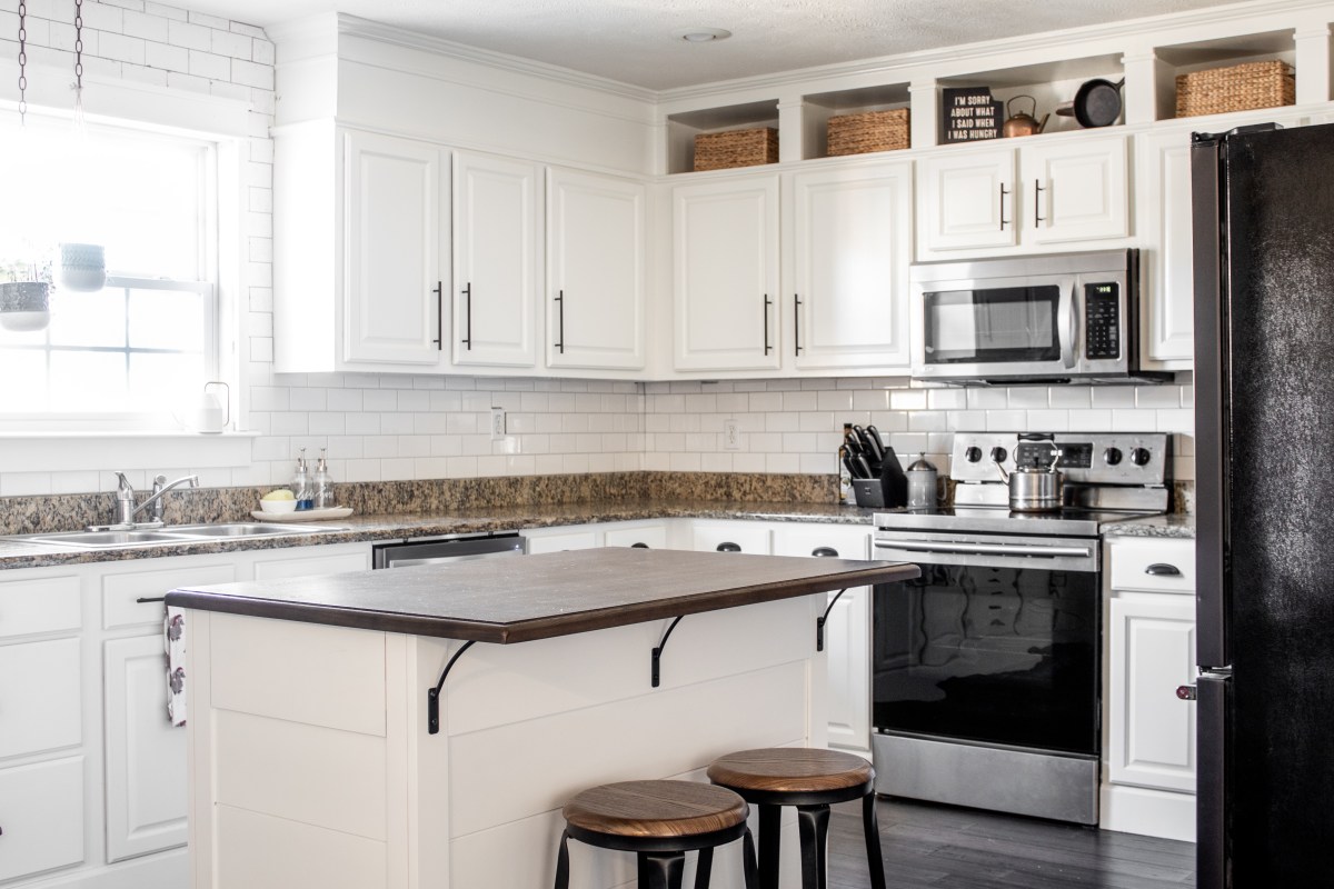 Kitchen Makeover Part 2 : White is the New Orange – With Love, Mercedes