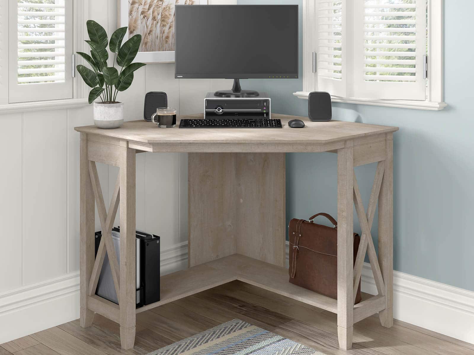 Make Your Home Office Unique with the Perfect Office Desk Decor