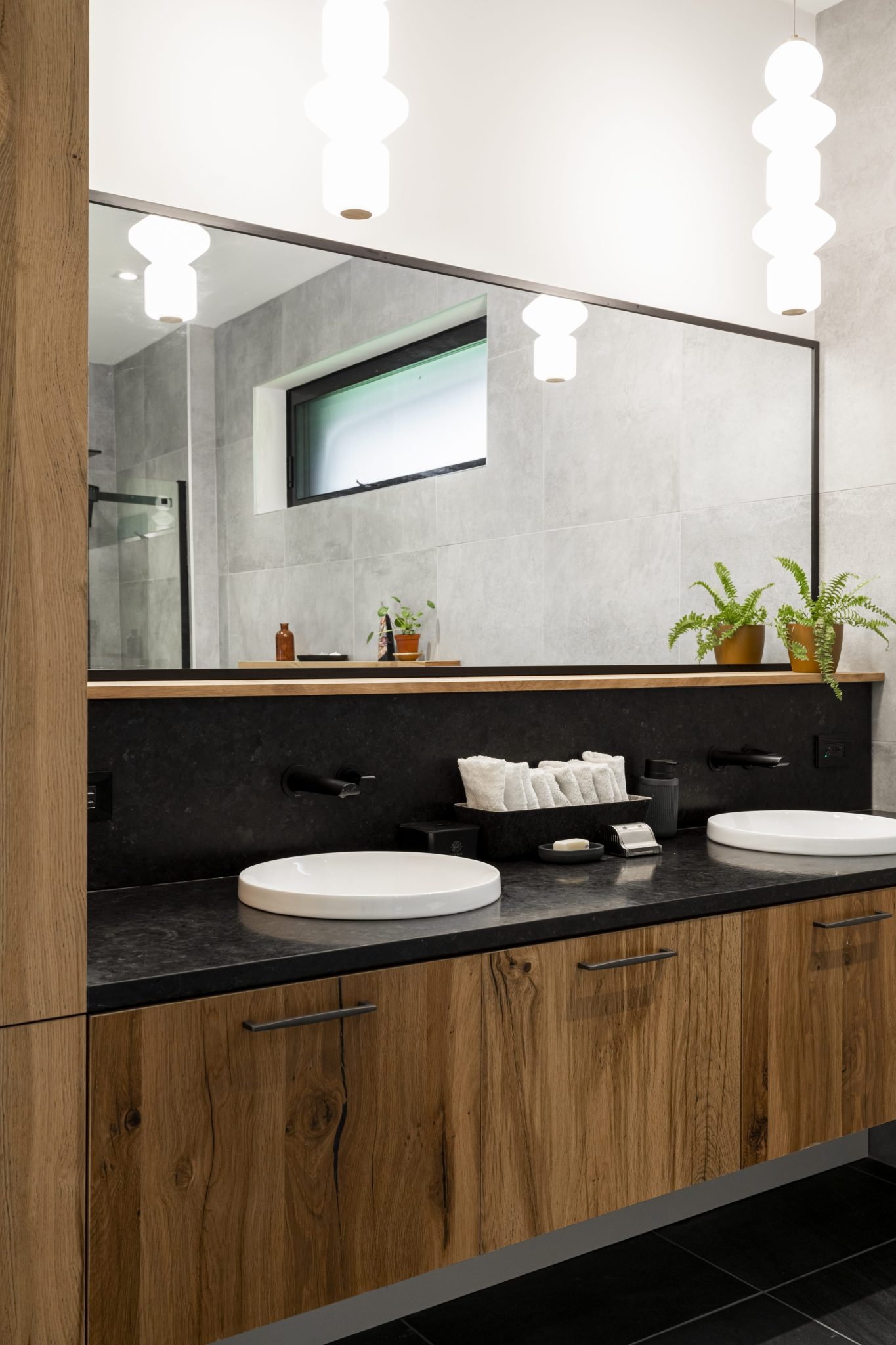 Master Bathroom - Modern Organic Design | Ateliers Jacob