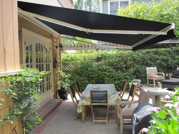 Motorized Awnings and Solar Screens