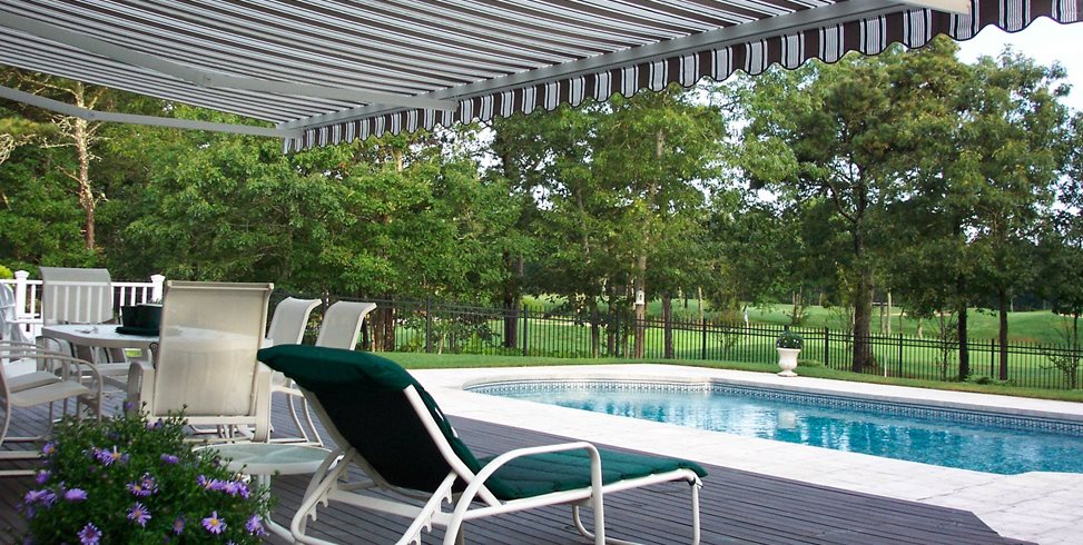 Retractable Shade Awnings - Landscaping Network