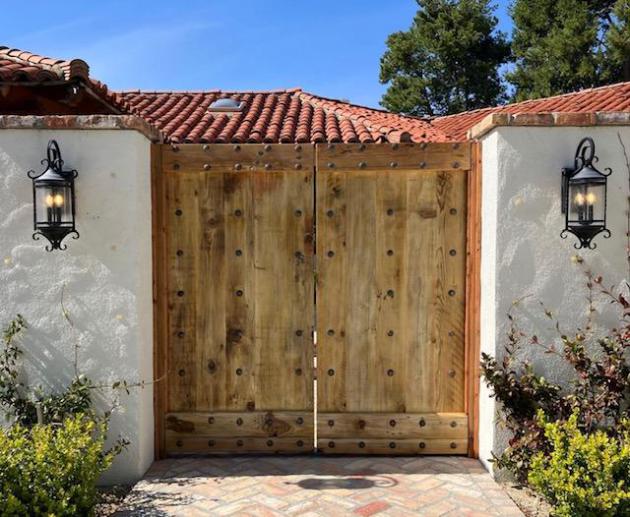 RUSTIC 101 - Old distress wood GATES
