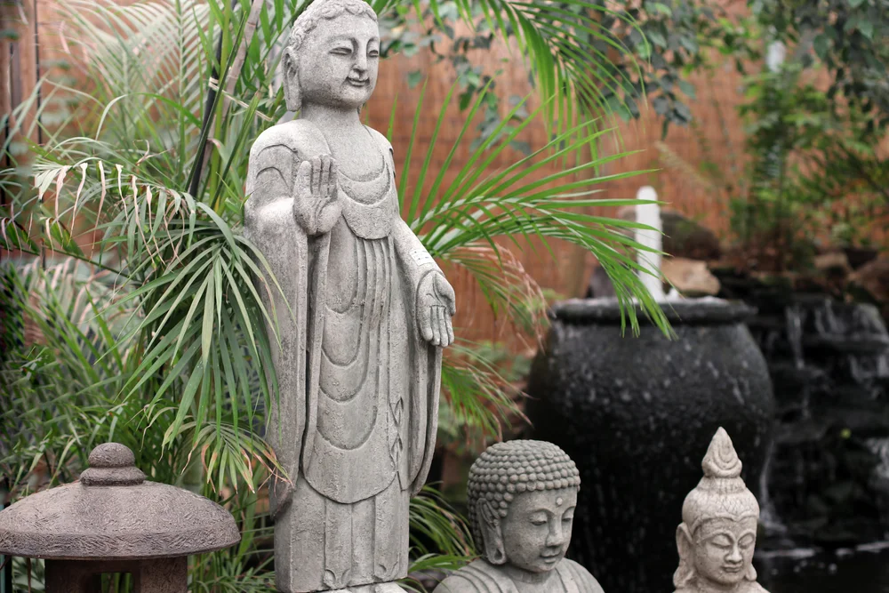Statuary —