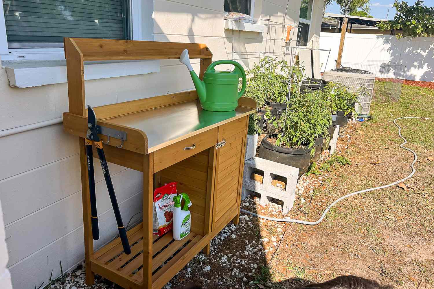 The 6 Best Potting Benches, Tested by BHG