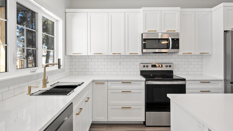 The Cabinet Color Trend That Will Be Outdated By 2026