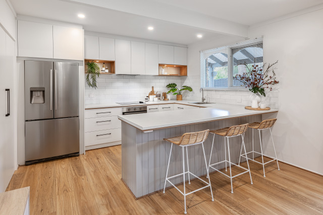 Timber White & Grey Kitchen with a Coastal Vibe - Contemporary - Kitchen - Adelaide - by Transform-A-Space | Houzz AU