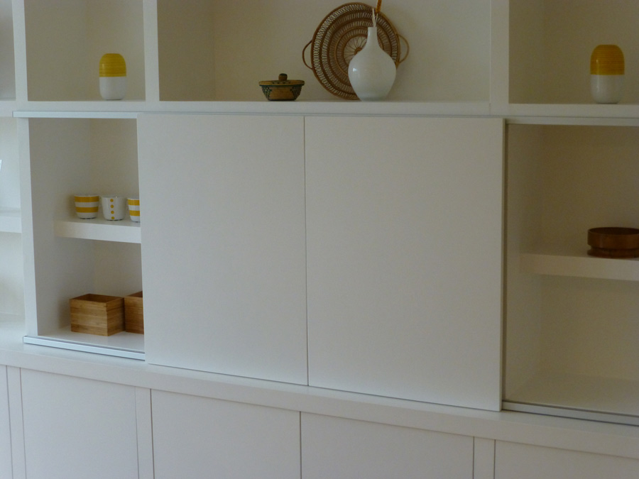 TV cabinet-bookcase custom made by Peter Henderson Furniture, Brighton, UK