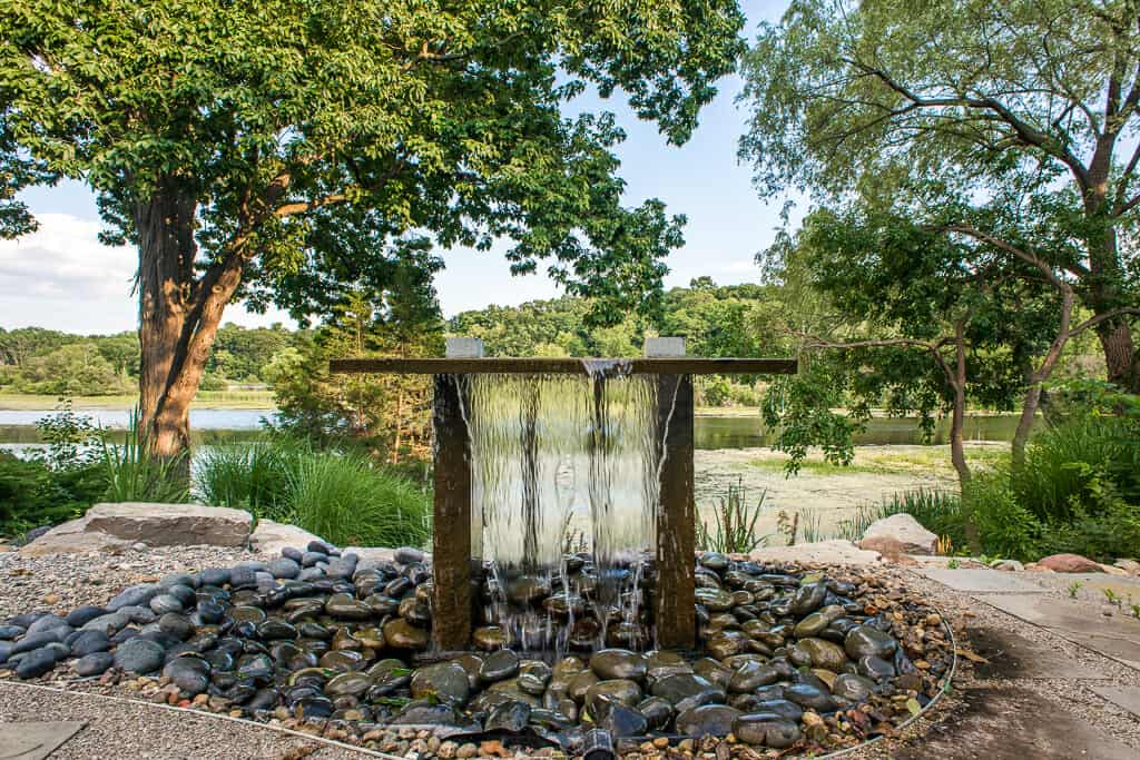 Zen Modern Water Feature - Lotus Gardenscapes