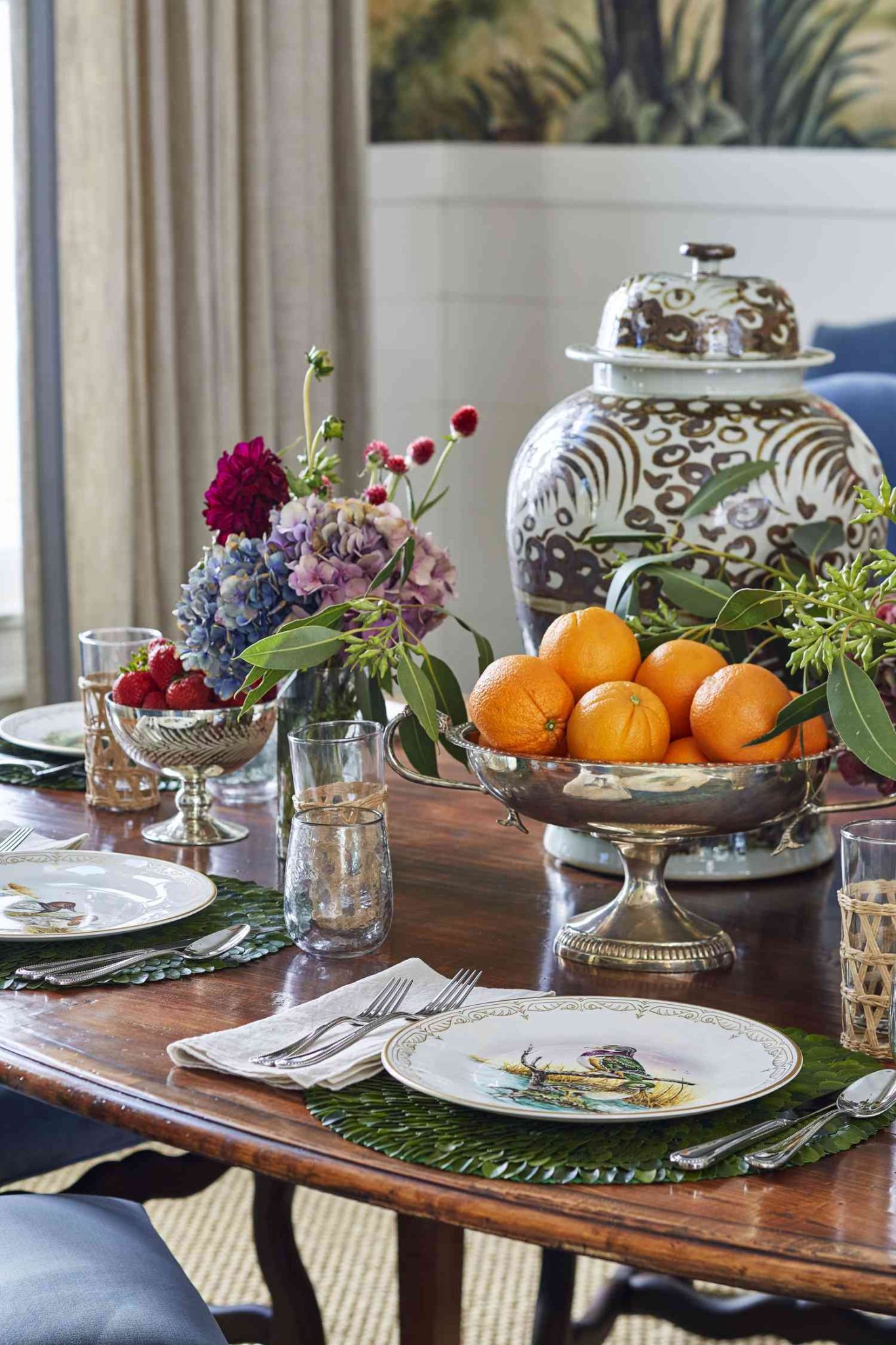 12 Dining Table Décor Ideas for a Show-Stopping Spread