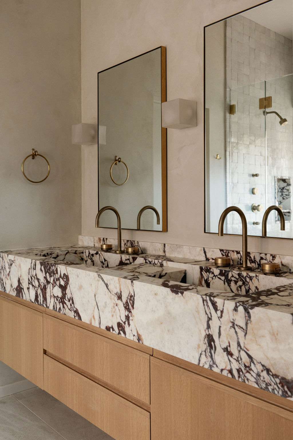 30 Modern Bathroom Ideas for a Relaxing Retreat