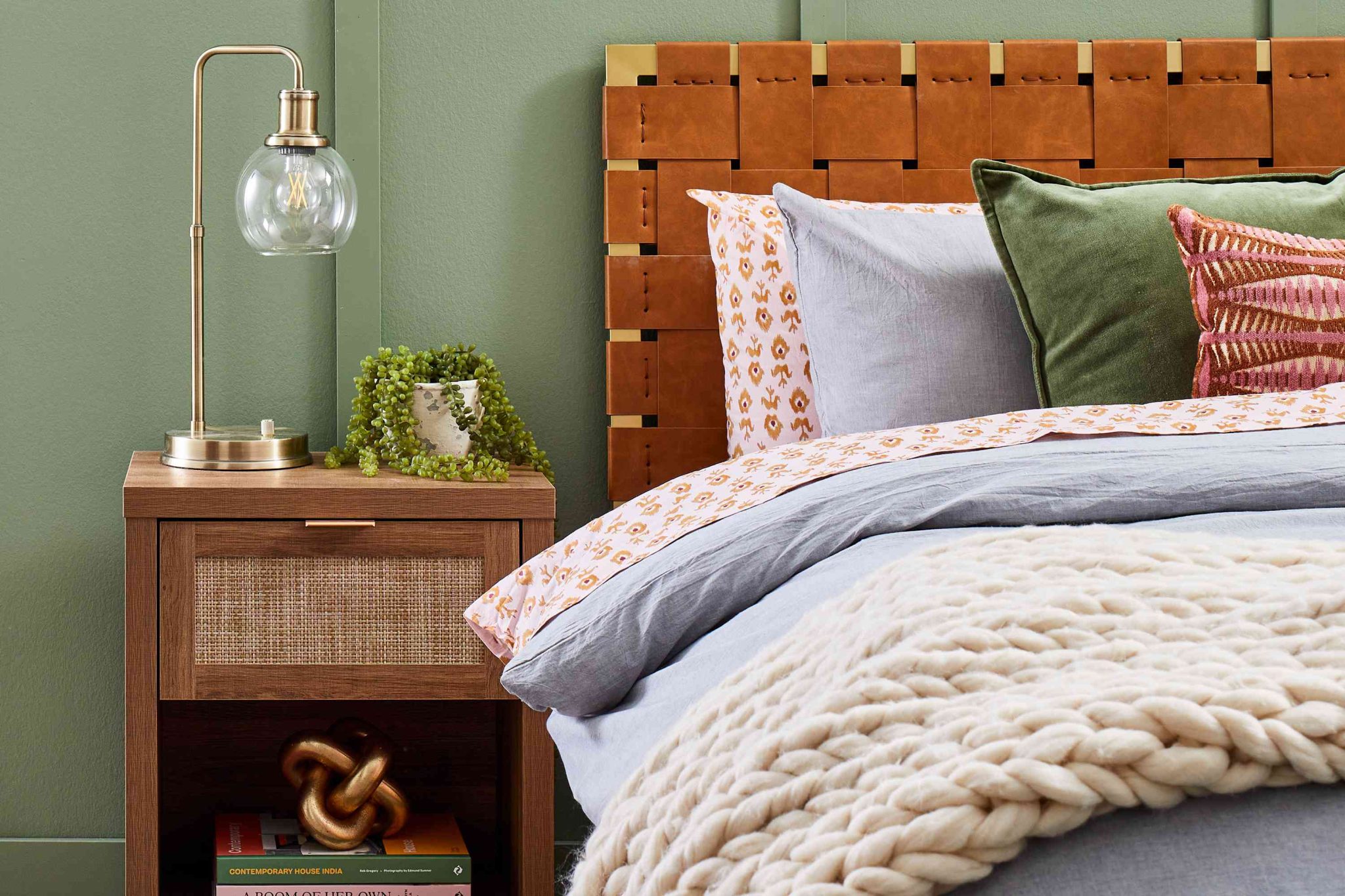 32 Best Bedroom Color Schemes for a Cozy Design
