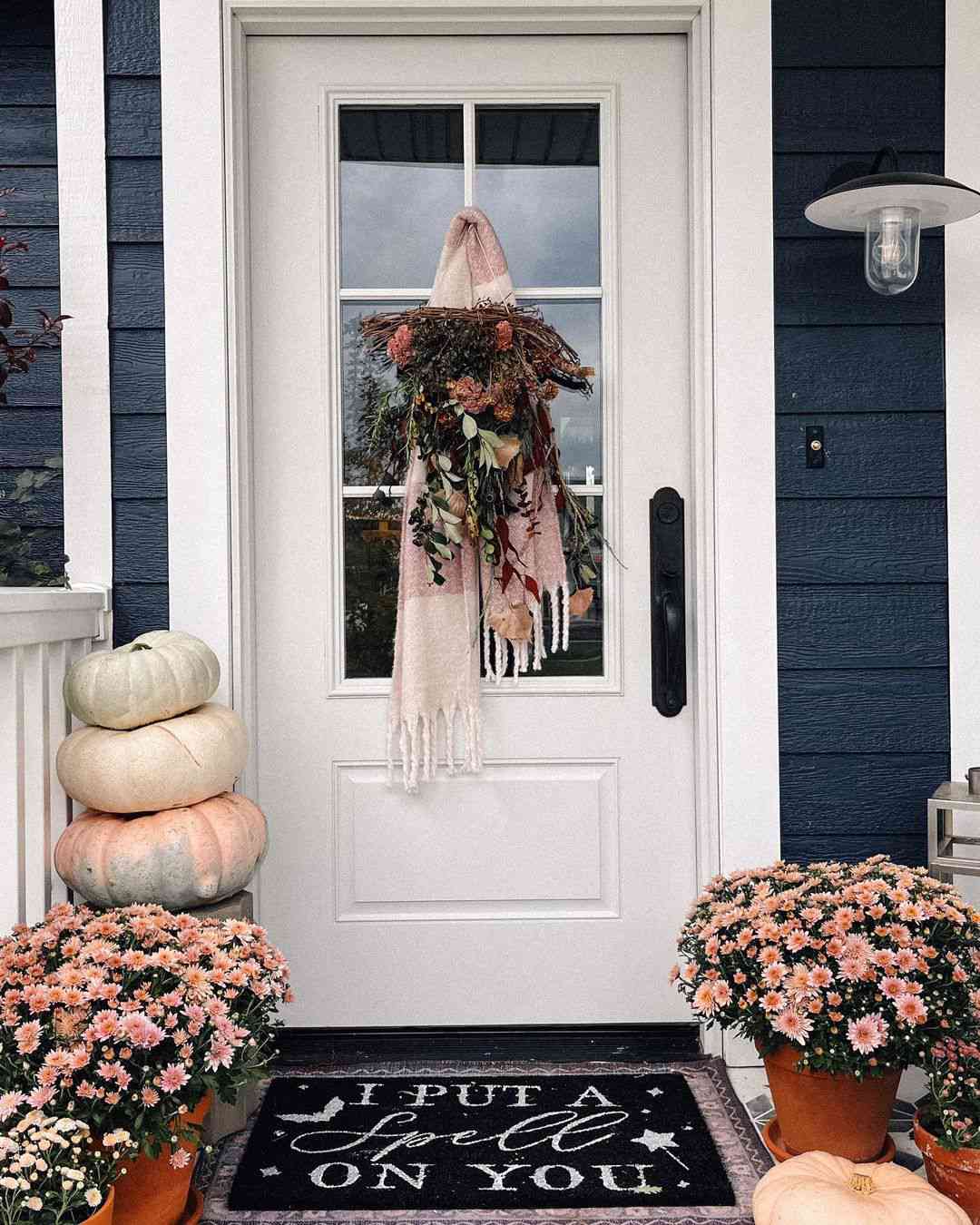 52 Fall Porch Decor Ideas for Any Size and Budget