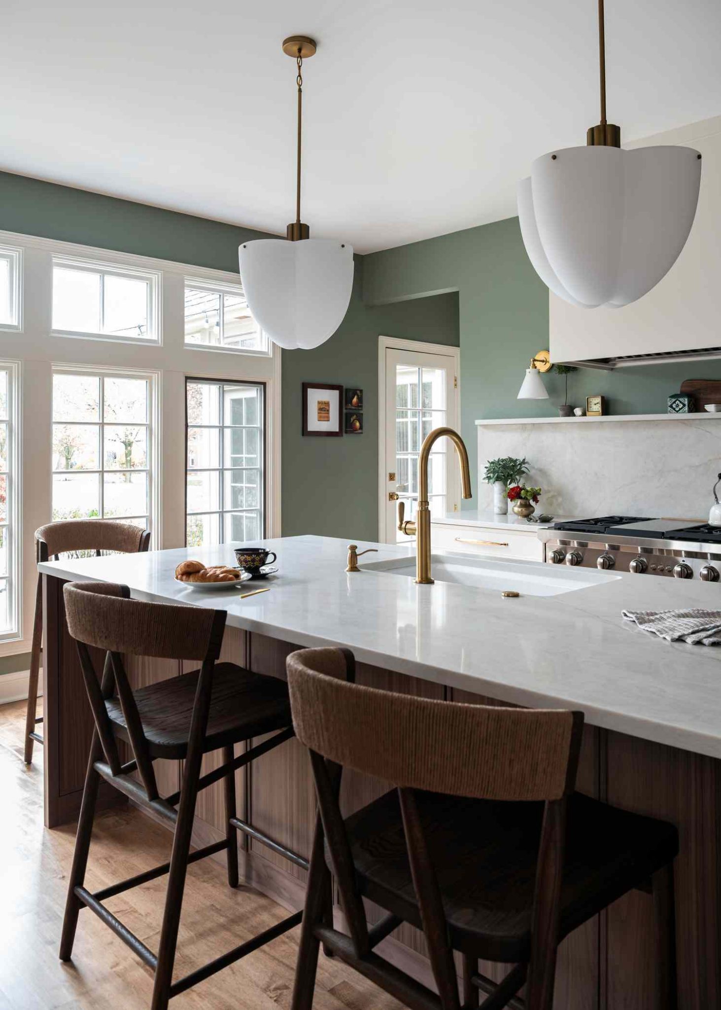 6 Kitchen Paint Color Trends That Are Already Taking Over Walls in 2026