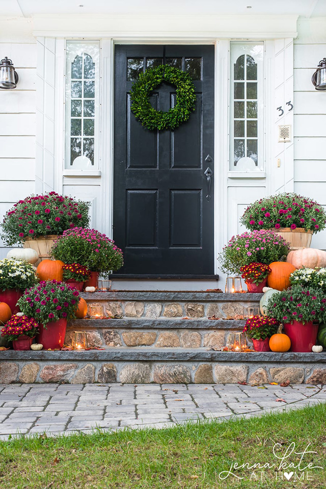 Beautiful Fall Porches You Don't Want to Miss! - Michaela Noelle Designs