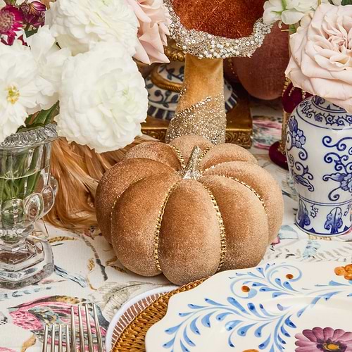 Chinoiserie Pumpkin Tablescape