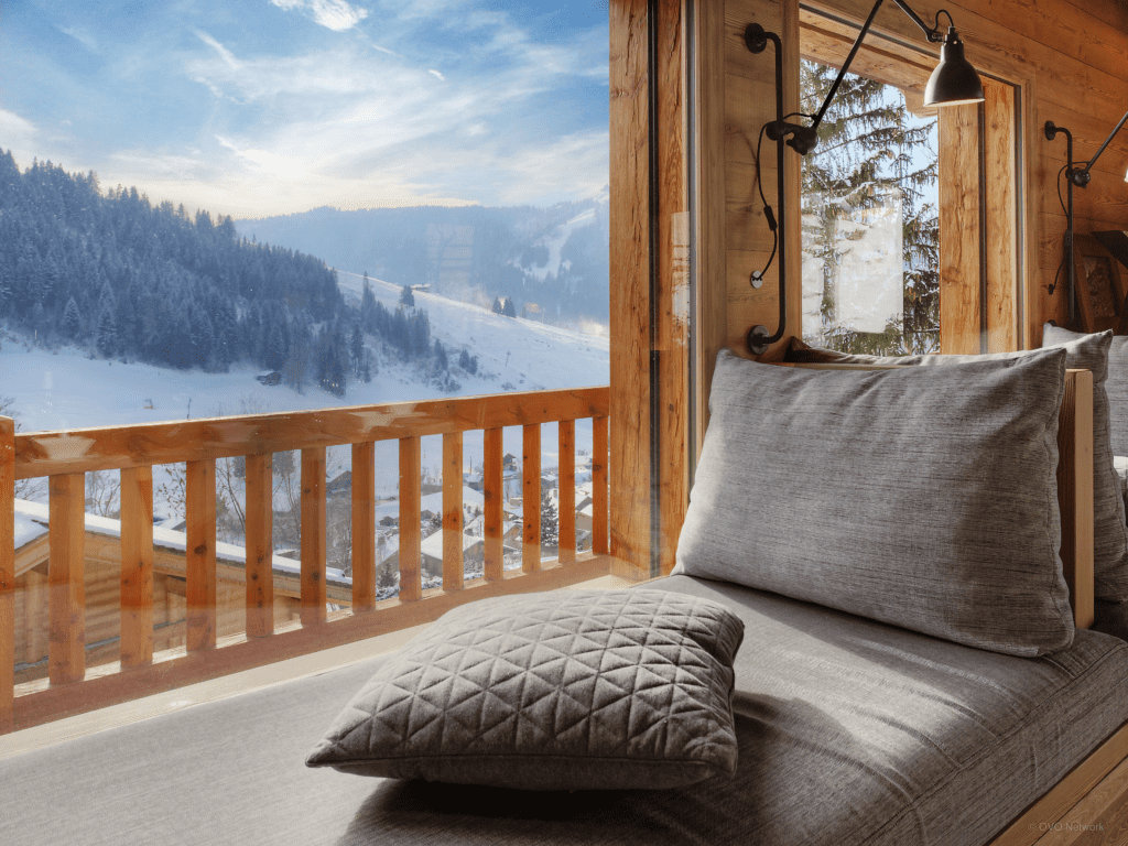 Cosy Reading Corner Ideas for Your Alpine Property | OVO Network