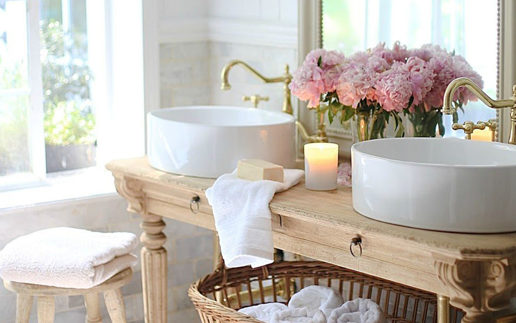 Cozy Design Inspiration for Your Cottage Bathroom – Better Living Products USA
