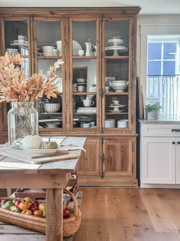 Cozy Fall Home Tour: Neutral Fall Decorating Ideas for a Warm, Welcoming Home - Rooms For Rent blog