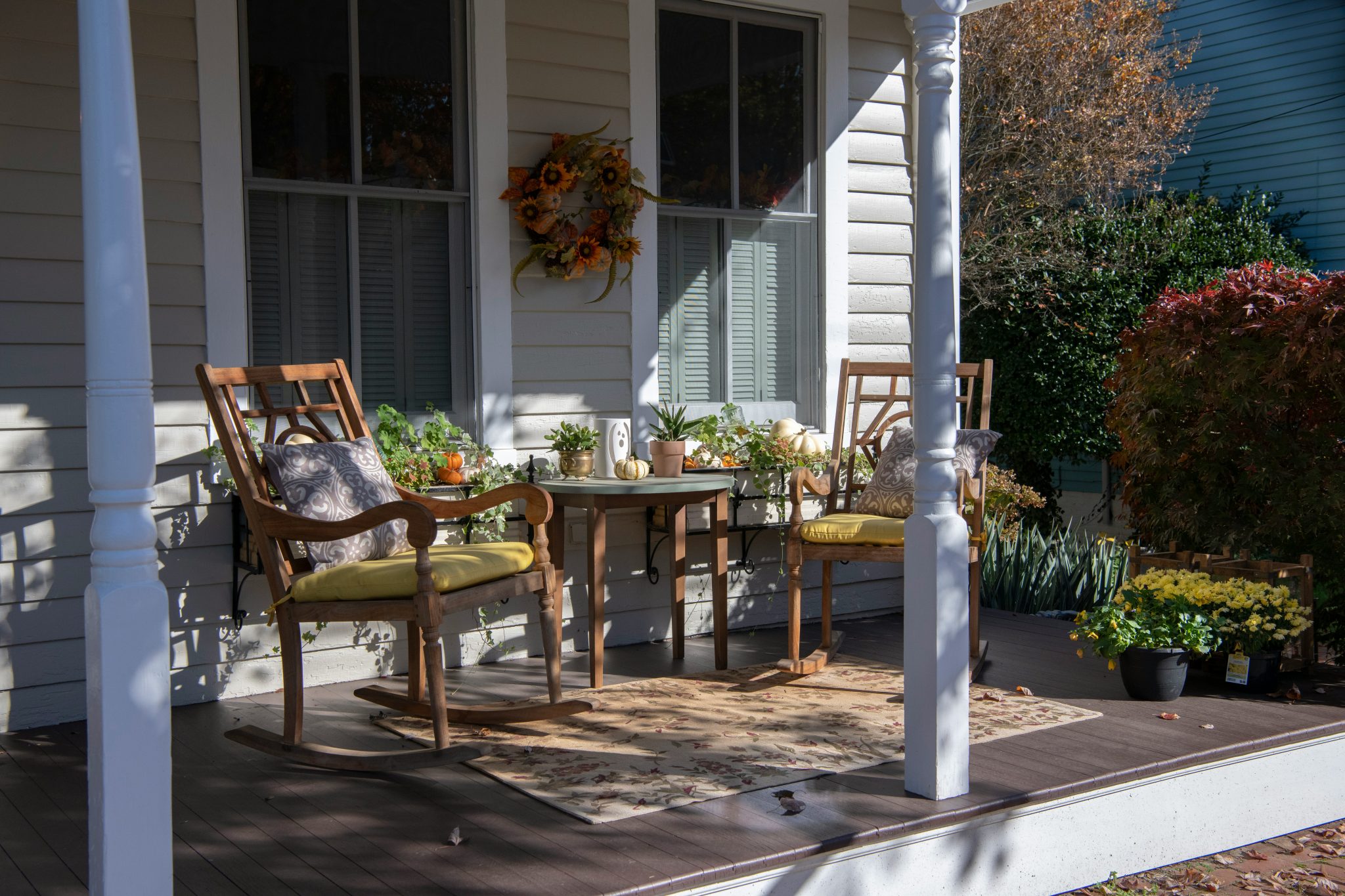 Decorative porch
