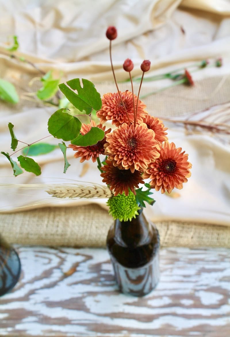 Easy Fall Flower Arrangements For An Autumn Table