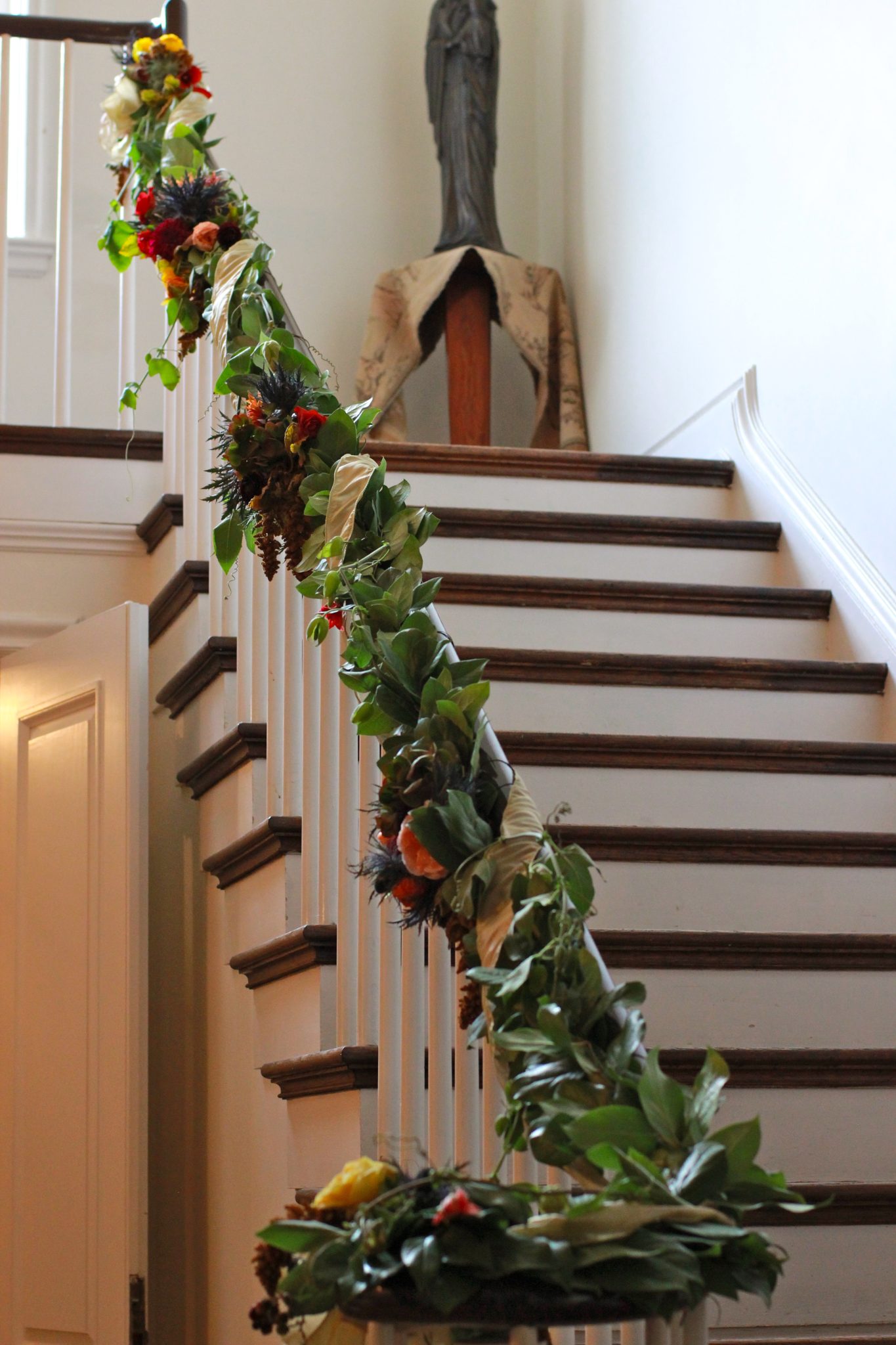 garland for railing – with falls flowers | roots to blooms