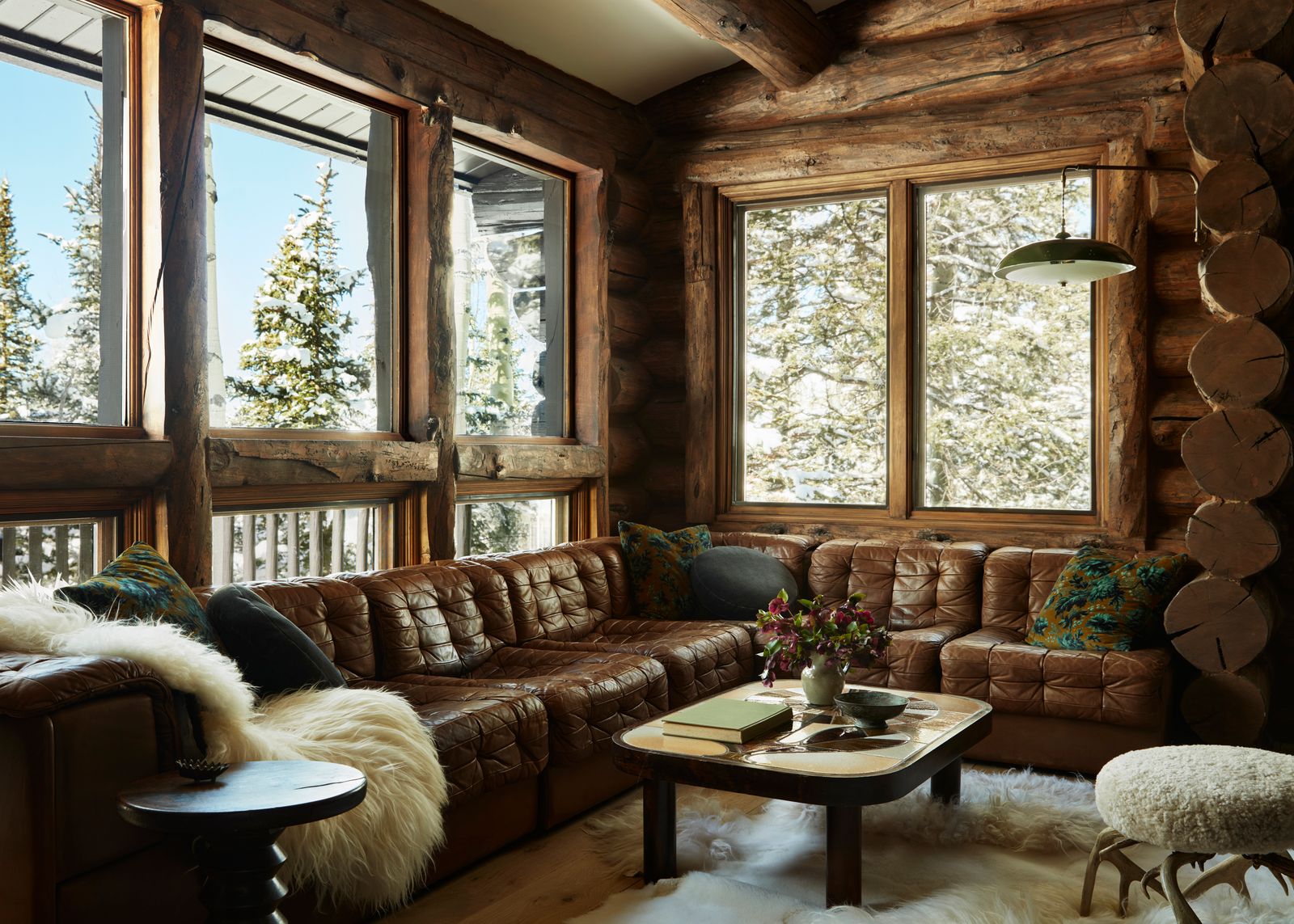 Inside a Colorado Log Cabin With a Rock-and-Roll Soul | Architectural Digest