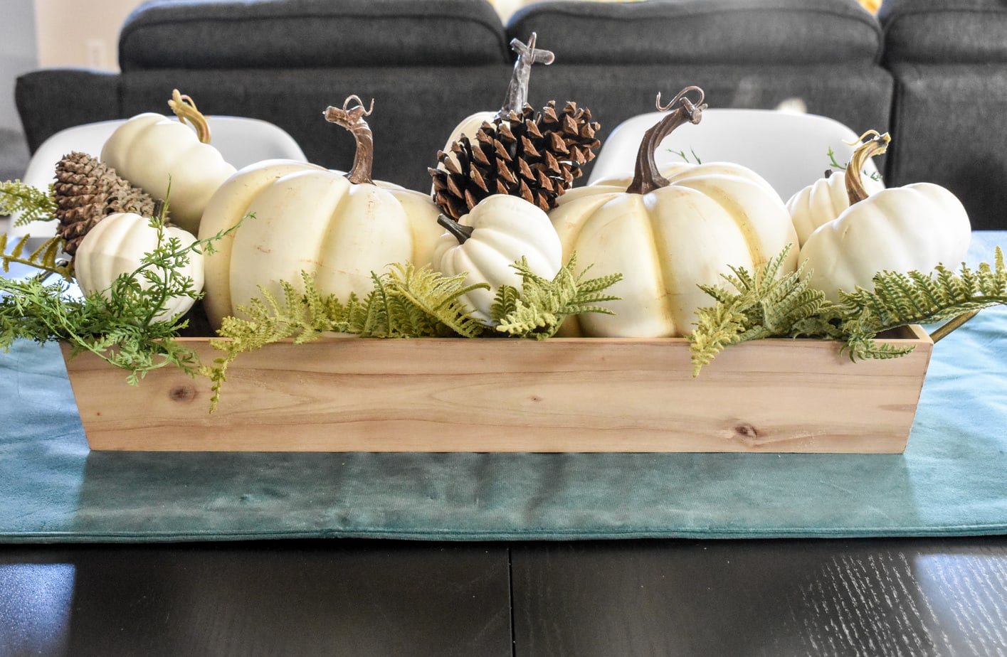 Make a Super-Easy Pumpkin Centerpiece! - Jessica Welling Interiors